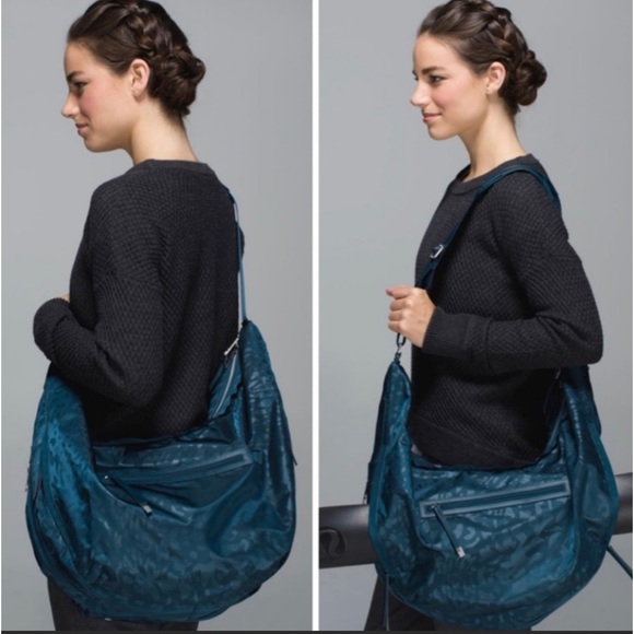 lululemon athletica Bags Lululemon Resolution Yoga Gym Shoulder